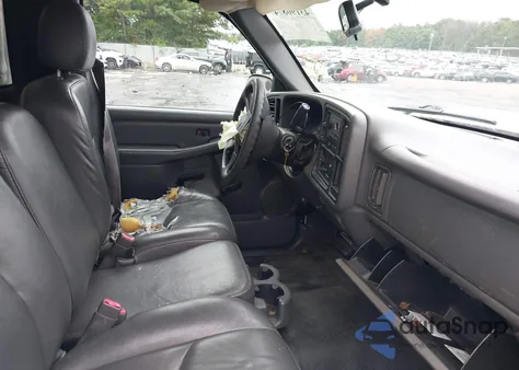 2005 GMC Sierra 1500 Work Truck z USA, uszkodzony, nr VIN 1GTEC14VX5Z220581